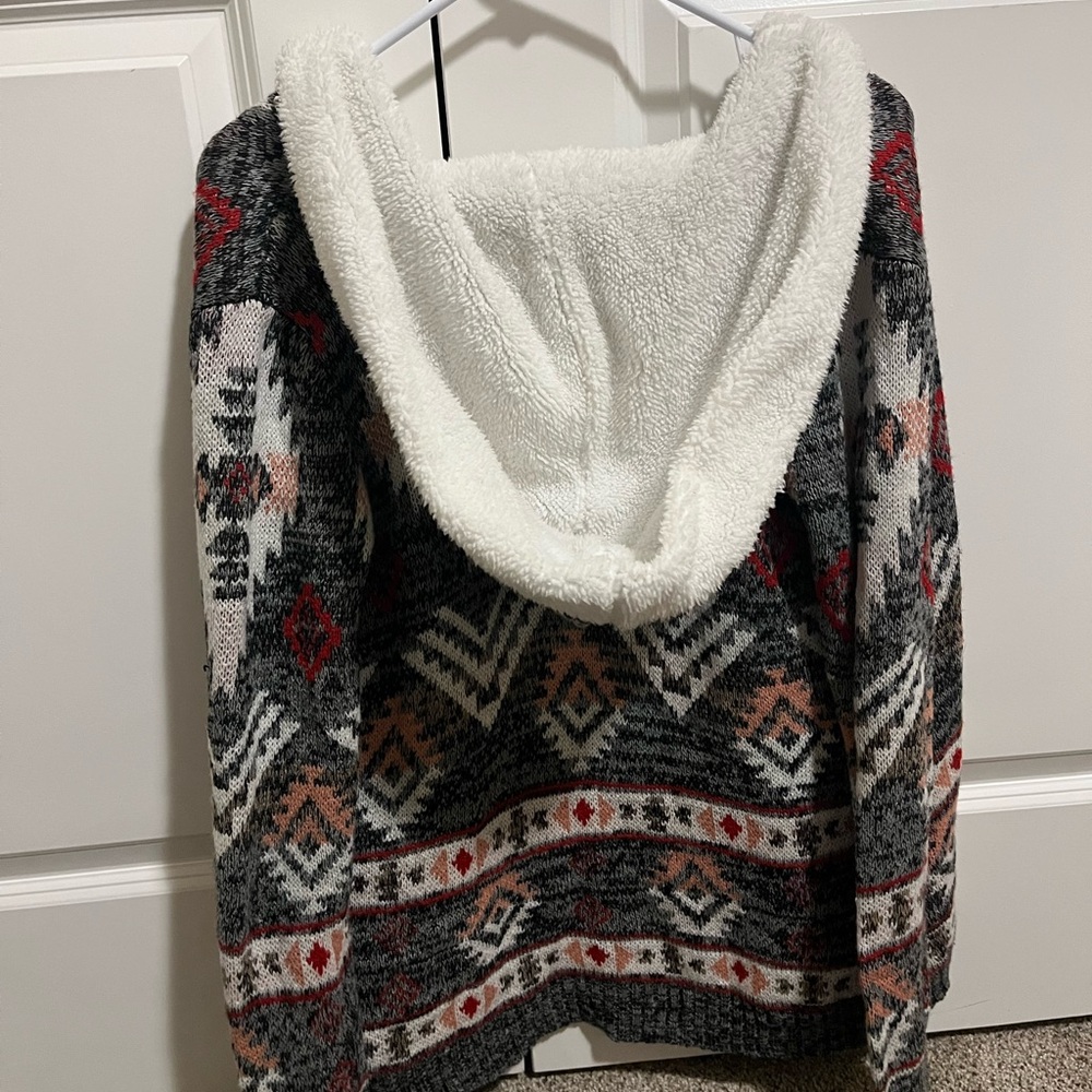 Sweater - Picture 3 of 5